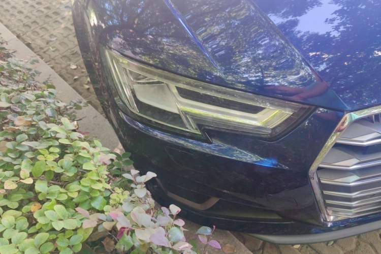 Used Audi A4 2020 Avant Avant-garde 40 TFSI Fashionable and Dynamic Model Right Front Headlight