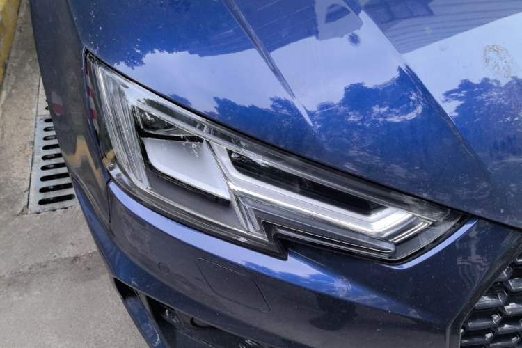 Used Audi A4 2020 Avant Futurist 40 TFSI Luxury Dynamic Model Right Front Headlight