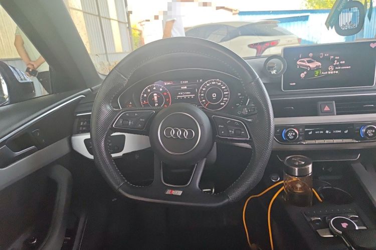 Used Audi A4 2020 Avant Futurist 40 TFSI Luxury Dynamic Model Steering Wheel
