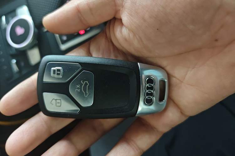 Used Audi A4 2020 Avant Futurist 40 TFSI Luxury Dynamic Model Vehicle Key