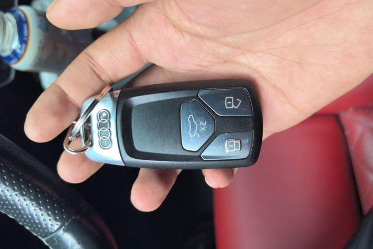Used Audi A4 2020 Avant Futurist 40 TFSI Luxury Dynamic Model Vehicle Key
