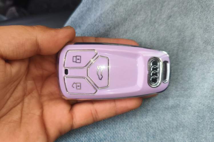 Used Audi A4 2020 Avant Avant-garde 40 TFSI Fashionable and Dynamic Model Vehicle Key