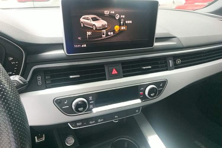 Used Audi A4 2020 Avant Futurist 40 TFSI Luxury Dynamic Model Audio And AC Panel