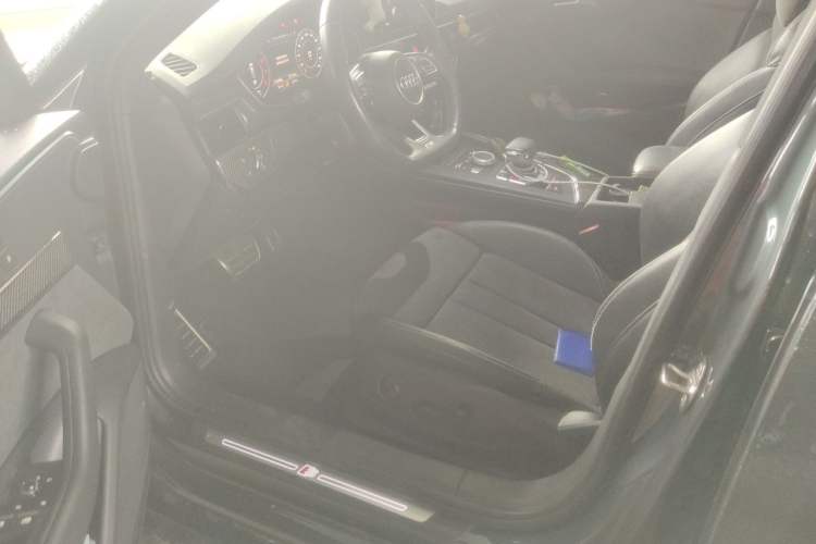 Used Audi A4 2020 Avant Futurist 40 TFSI Luxury Dynamic Model Driver Seat