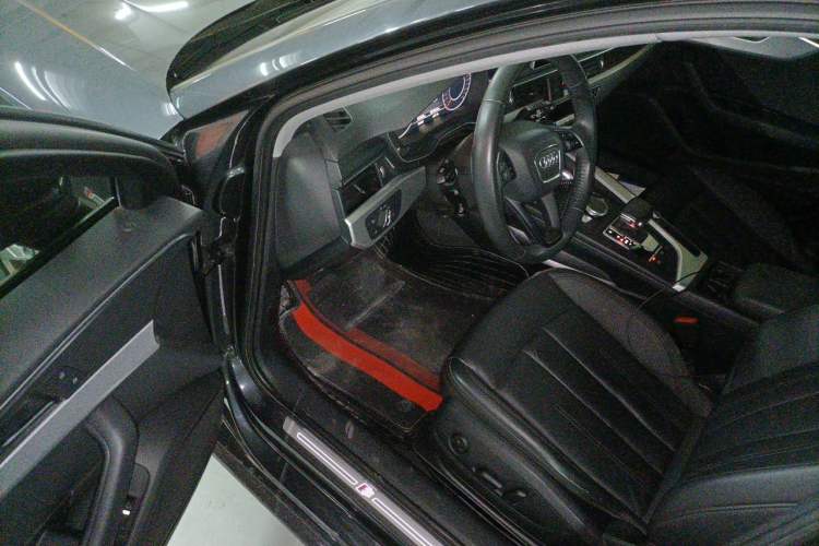 Used Audi A4 2020 Avant Avant-garde 40 TFSI Fashionable and Dynamic Model Driver Seat