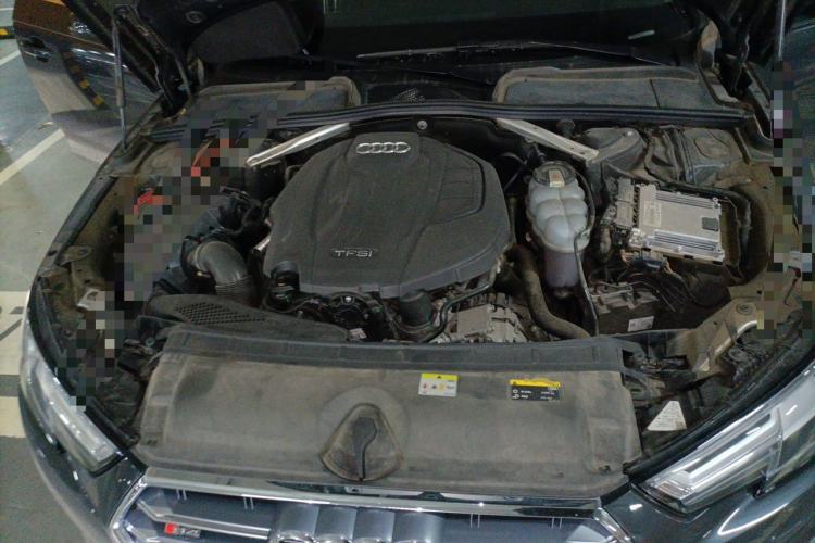 Used Audi A4 2020 Avant Avant-garde 40 TFSI Fashionable and Dynamic Model Engine Bay