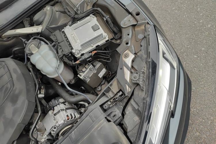 Used Audi A4 2020 Avant Futurist 40 TFSI Luxury Dynamic Model Engine Bay Left