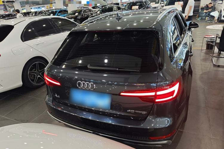 Used Audi A4 2020 Avant Avant-garde 40 TFSI Fashionable and Dynamic Model Exterior 4