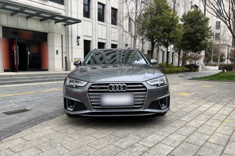 Used Audi A4 2020 Avant Avant-garde 40 TFSI Fashionable and Dynamic Model Exterior 5