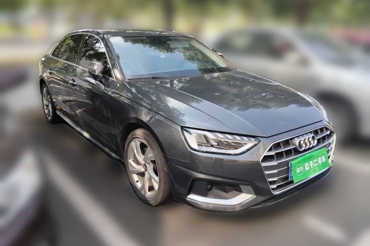 Used Audi A4  Front Right 45 Deg