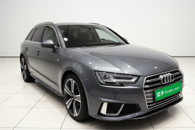 Used Audi A4 2020 Avant Avant-garde 40 TFSI Fashionable and Dynamic Model Front Right 45 Deg