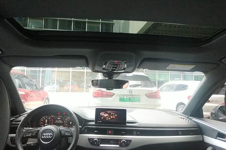 Used Audi A4 2020 Avant Futurist 40 TFSI Luxury Dynamic Model Headliner