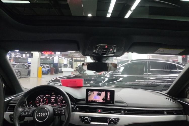Used Audi A4 2020 Avant Futurist 40 TFSI Luxury Dynamic Model Headliner