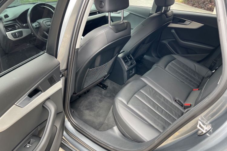 Used Audi A4 2020 Avant Avant-garde 40 TFSI Fashionable and Dynamic Model Interior 2