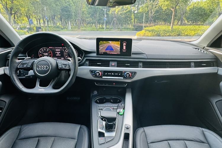 Used Audi A4 2020 Avant Avant-garde 40 TFSI Fashionable and Dynamic Model Interior 9