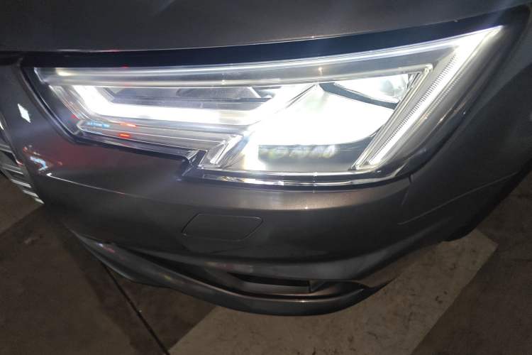 Used Audi A4 2020 Avant Avant-garde 40 TFSI Fashionable and Dynamic Model Left Front Headlight