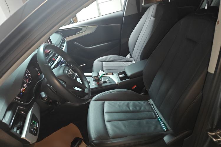 Used Audi A4 2020 Avant Avant-garde 40 TFSI Fashionable and Dynamic Model Left Front Seat