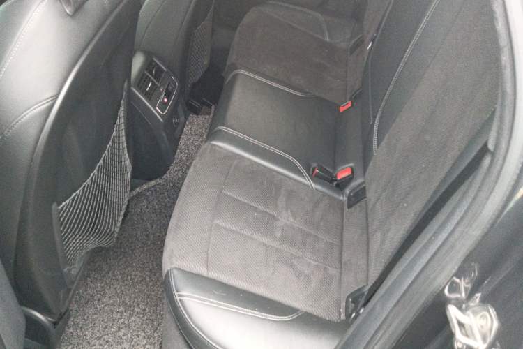 Used Audi A4 2020 Avant Avant-garde 40 TFSI Fashionable and Dynamic Model Left Rear Seat