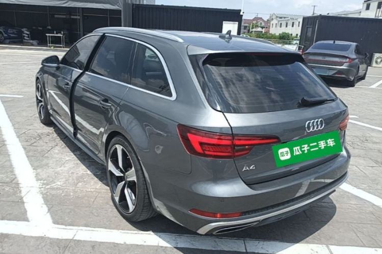 Used Audi A4 2020 Avant Avant-garde 40 TFSI Fashionable and Dynamic Model Rear Left 45 Deg