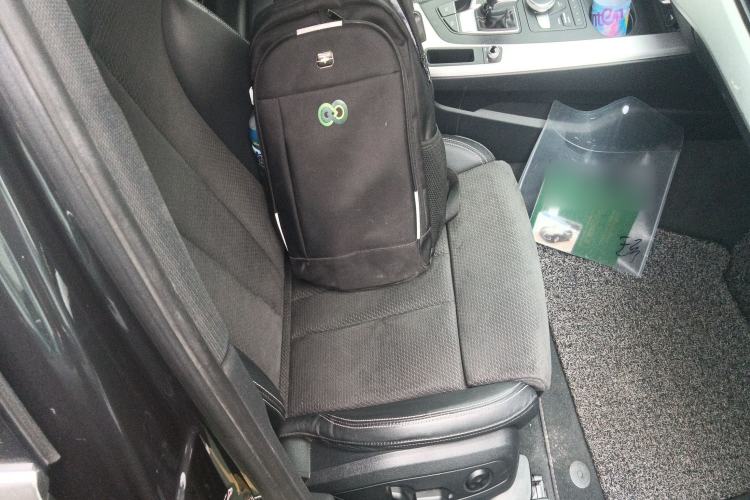 Used Audi A4 2020 Avant Avant-garde 40 TFSI Fashionable and Dynamic Model Right Front Seat