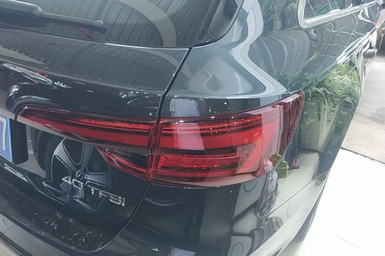 Used Audi A4 2020 Avant Futurist 40 TFSI Luxury Dynamic Model Right Rear Taillight
