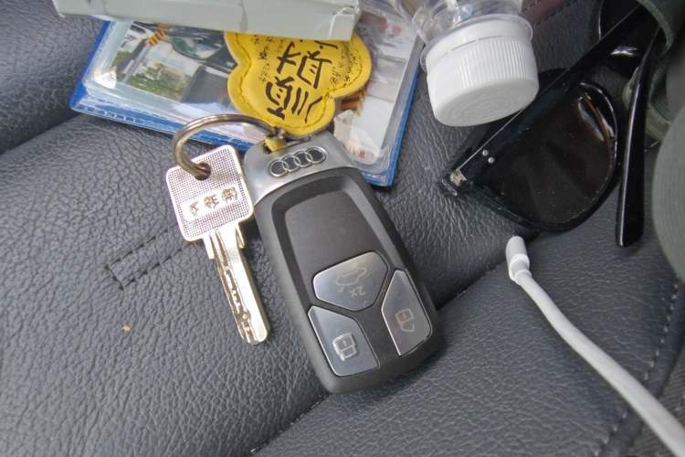 Used Audi A4 2020 Avant Avant-garde 40 TFSI Fashionable and Dynamic Model Vehicle Key