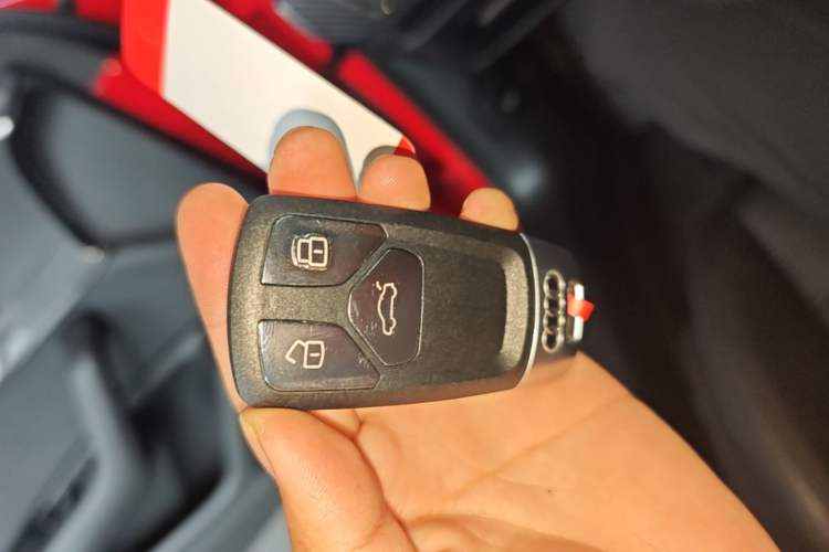 Used Audi A4 2020 Avant Avant-garde 40 TFSI Fashionable and Dynamic Model Vehicle Key