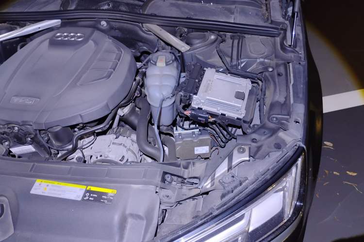 Used Audi A4 2020 Avant Avant-garde 40 TFSI Fashionable and Dynamic Model Engine Bay Left
