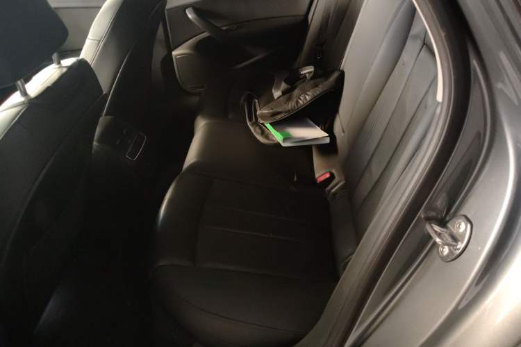 Used Audi A4 2020 Avant Avant-garde 40 TFSI Fashionable and Dynamic Model Left Rear Seat