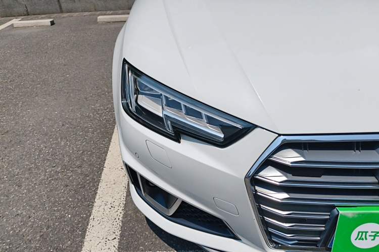 Used Audi A4 2020 Avant Futurist 40 TFSI Luxury Dynamic Model Right Front Headlight