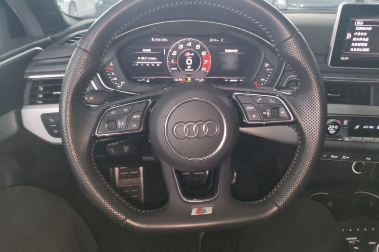 Used Audi A4 2020 Avant Futurist 40 TFSI Luxury Dynamic Model Steering Wheel