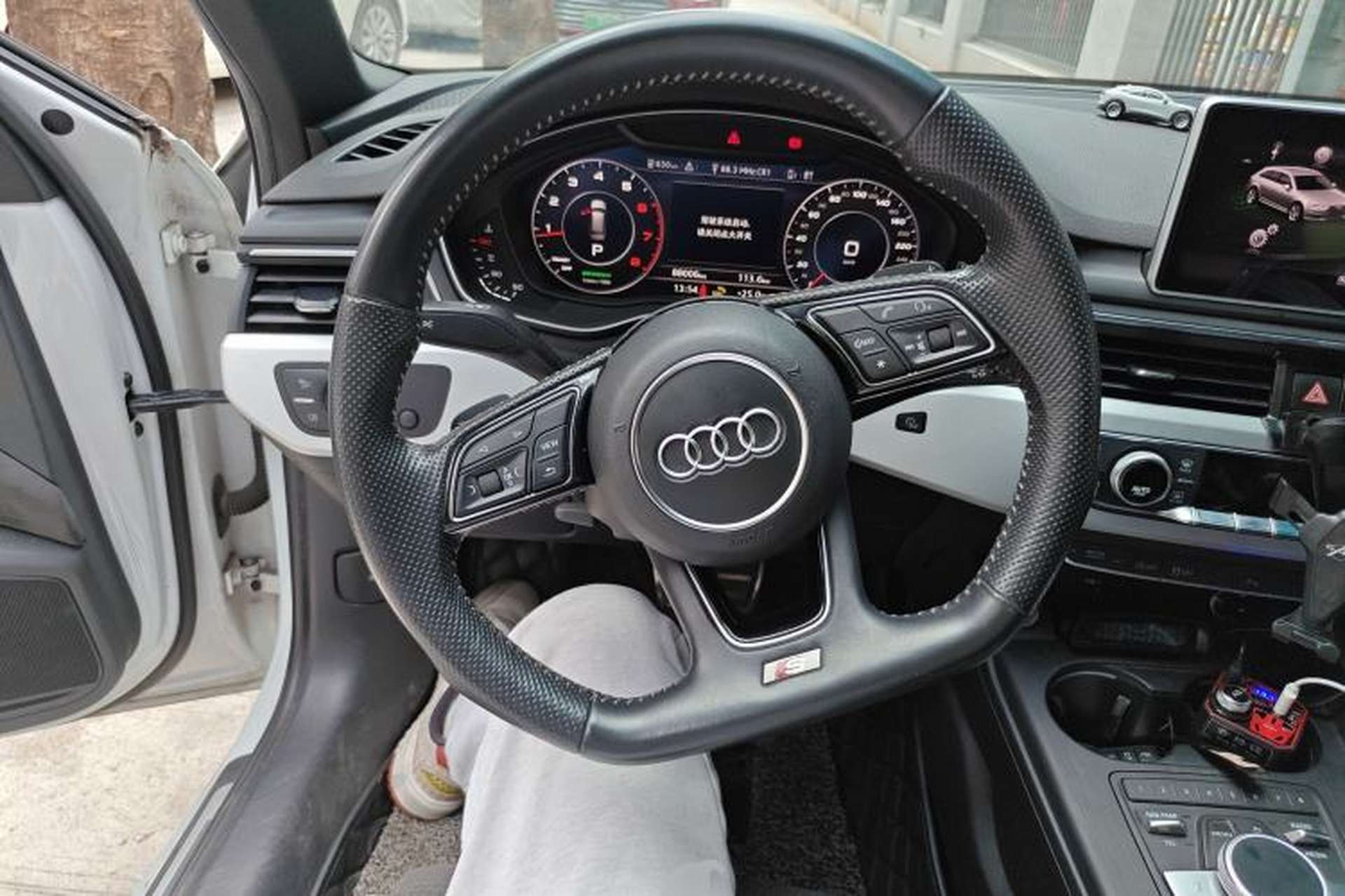 Used Audi A4 2020 Avant Futurist 40 TFSI Luxury Dynamic Model Steering Wheel
