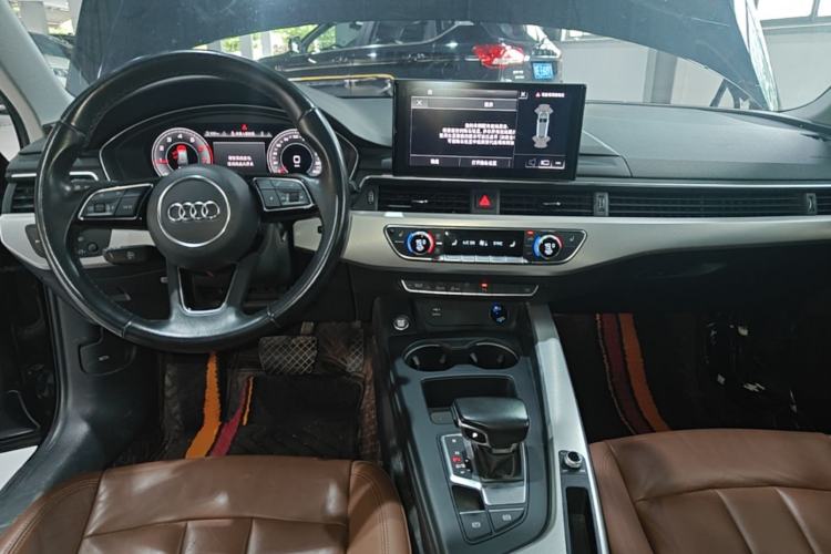 Used Audi A4 2021 Avant Avant-garde 40 TFSI Stylish and Elegant Model Center Console