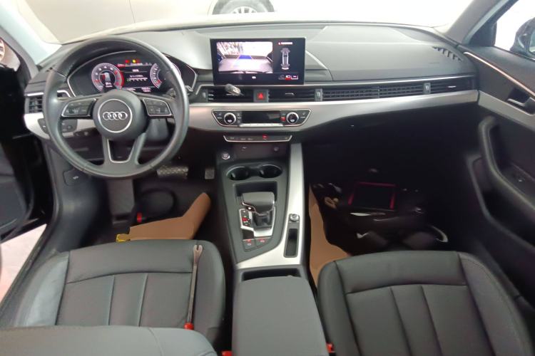 Used Audi A4 2021 Avant Avant-garde 40 TFSI Stylish and Elegant Model Center Console