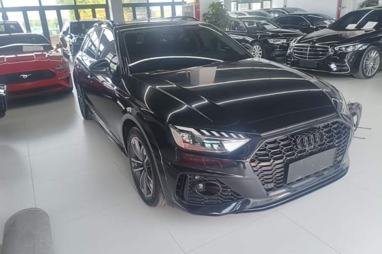 Used Audi A4 2021 allroad quattro Explorer Front Right 45 Deg
