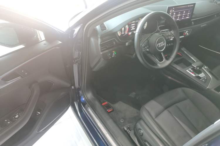 Used Audi A4 2021 allroad quattro Explorer Driver Seat