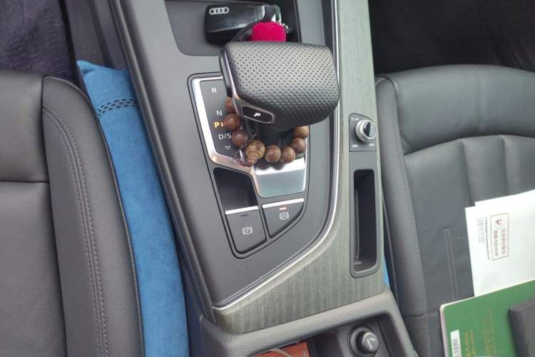 Used Audi A4 2021 allroad quattro Explorer Gear Lever