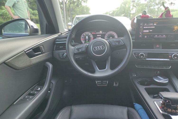 Used Audi A4 2021 allroad quattro Explorer Steering Wheel