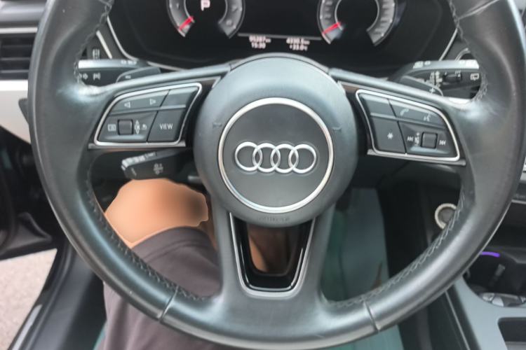Used Audi A4 2021 Avant Futurist 40 TFSI Stylish and Dynamic Model Steering Wheel