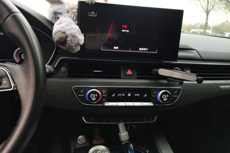 Used Audi A4 2021 allroad quattro Explorer Audio And AC Panel