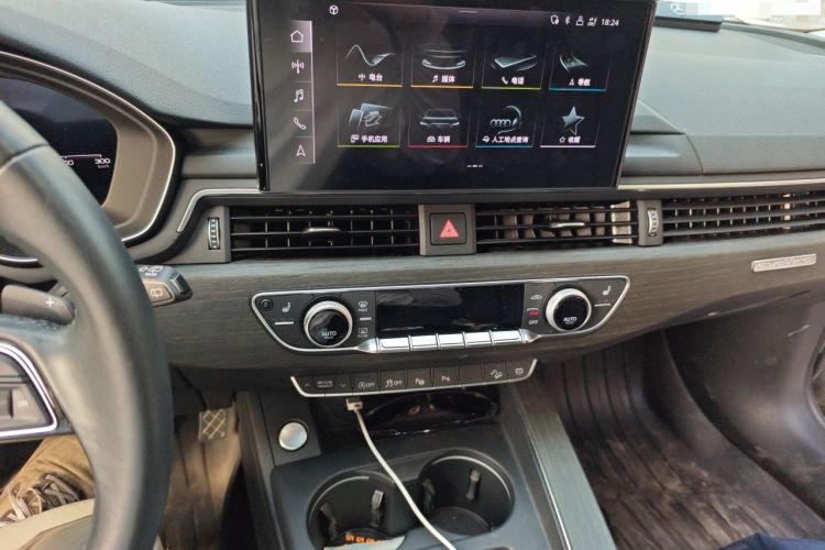 Used Audi A4 2021 allroad quattro Explorer Audio And AC Panel