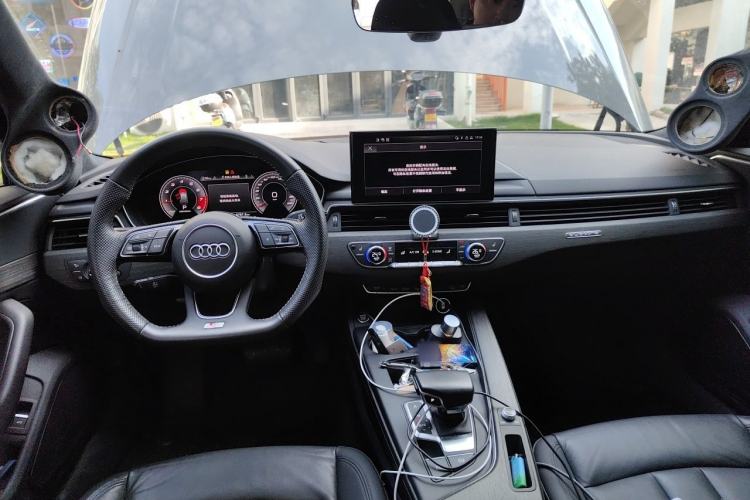 Used Audi A4 2021 allroad quattro Explorer Edition Center Console