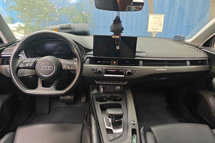 Used Audi A4 2021 allroad quattro Explorer Edition Center Console