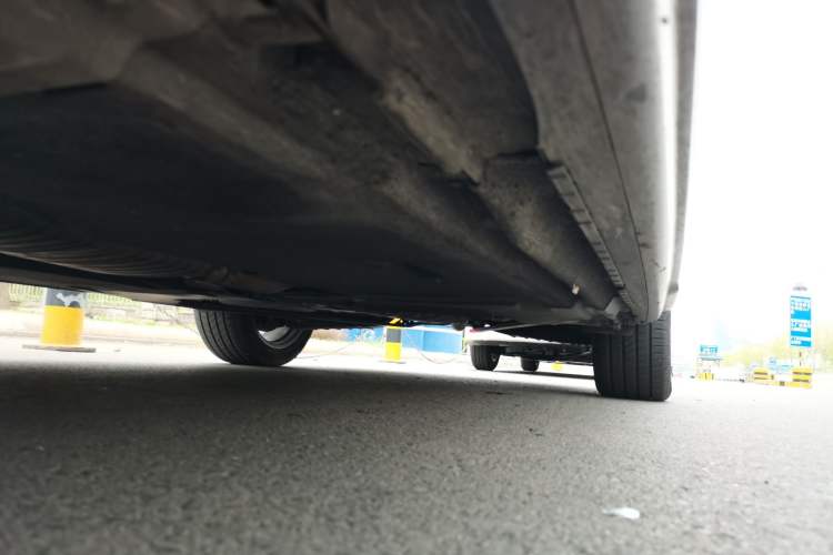 Used Audi A4 2021 allroad quattro Explorer Chassis Front Left