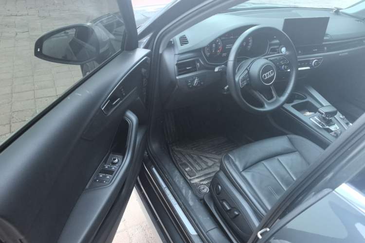Used Audi A4 2021 allroad quattro Explorer Driver Seat