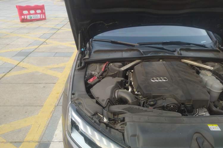 Used Audi A4 2021 Avant Futurist 40 TFSI Stylish and Dynamic Model Engine Bay Right