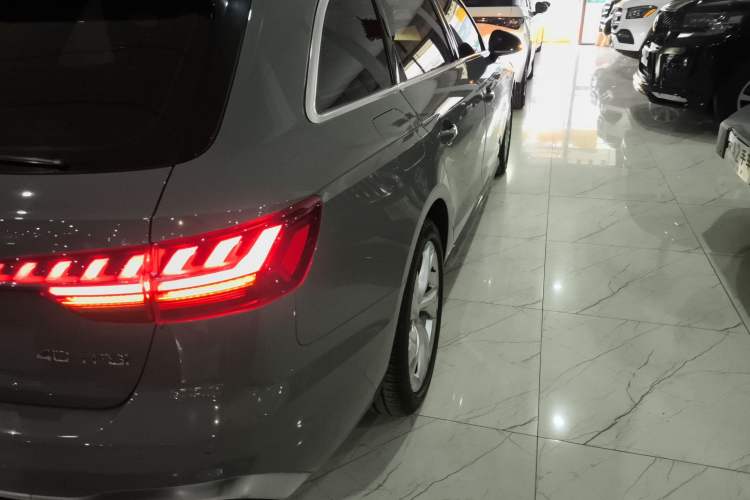 Used Audi A4 2021 Avant Futurist 40 TFSI Stylish and Dynamic Model Exterior 3