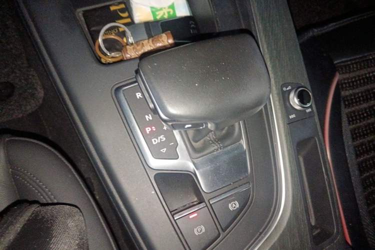 Used Audi A4 2021 allroad quattro Explorer Gear Lever