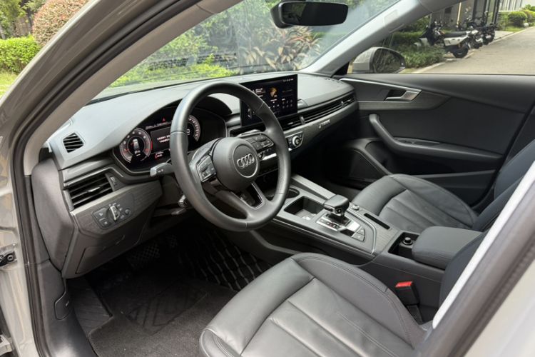 Used Audi A4 2021 allroad quattro Explorer Interior 1
