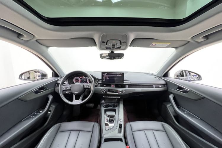 Used Audi A4 2021 allroad quattro Explorer Interior 2